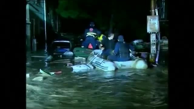 11 души загинаха при наводнения в Тбилиси, животни избягаха от зоопарк