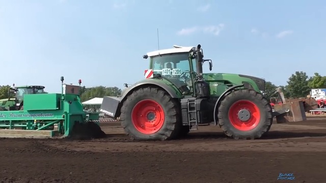 Tractor Pulling, (2016)