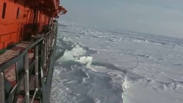 Самый мощный ледокол -  "50 лет Побе́ды"