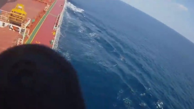 ЧАСТНА ОХРАНА НА КОРАБ РАЗКАЗА ИГРАТА НА СОМАЛИЙСКИ ПИРАТИ