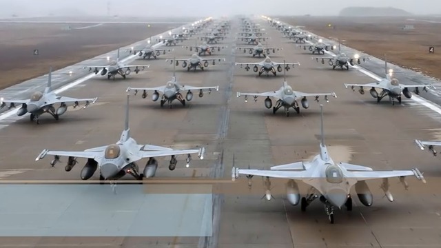 Top 10 Best Fighter Jet In The World  (2017)