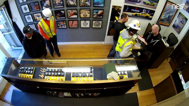 НАГЛО ОГРАБВАНЕ НА МАГАЗИН