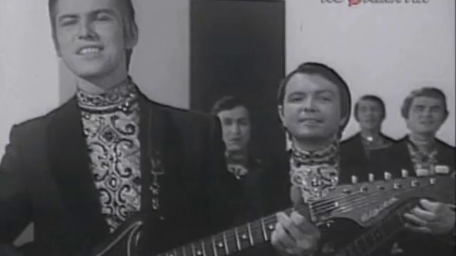 Виа Самоцветы - Мой адрес Советский Союз