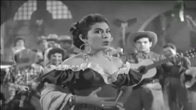 Lupe “La Generala“, Lola Beltrán