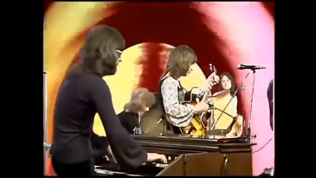 Yes (1971) - Yours Is No Disgrace