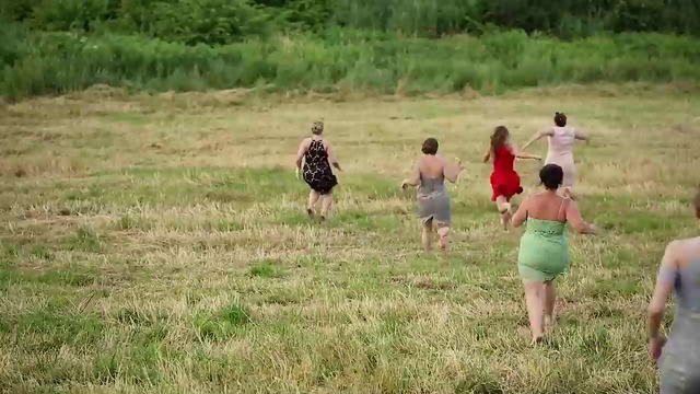 КОЯ ЩЕ ВЗЕМЕ БУКЕТА НА БУЛКАТА