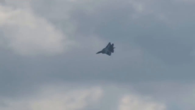 Демонстрационный полет Т-50 ПАК ФА на МАКСе - 2017