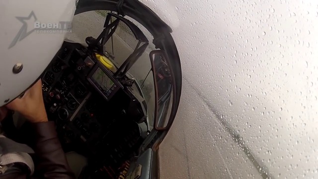 Посадка самолетов МиГ-29 и Су-25 на АУД. Взлет на боевое применение