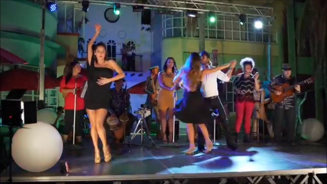 Sin Senos Si Hay Paraiso Bailando - Fan Clip