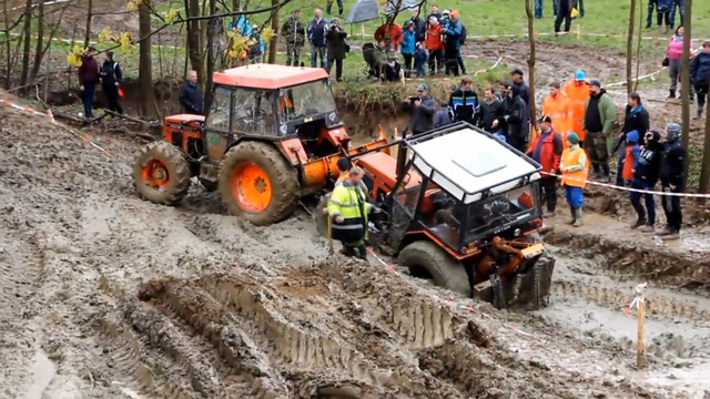 4-5 - Traktoriáda Zděchov 2017 - volná zábava v bahně