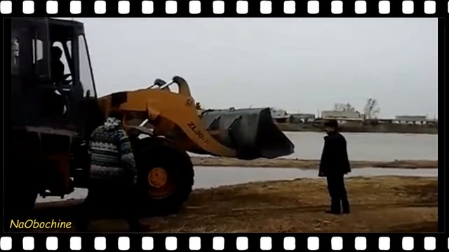 КАМАЗы залезли в грязь а сами вылезти уже не могут! И такое бывает! Подборка