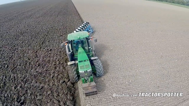 John Deere 8360R & 9 furrow Lemken Diamant 12