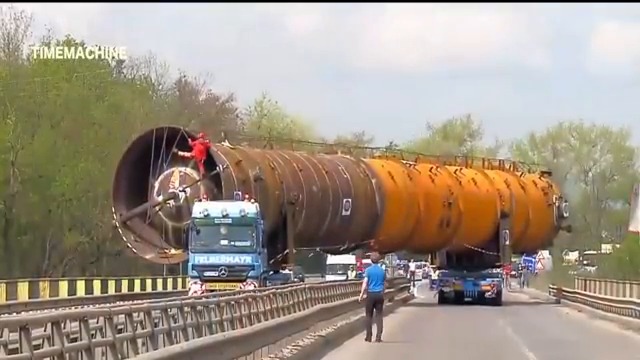Extreme Oversize Truck Haul Biggest Construction Heavy Equipment Technology