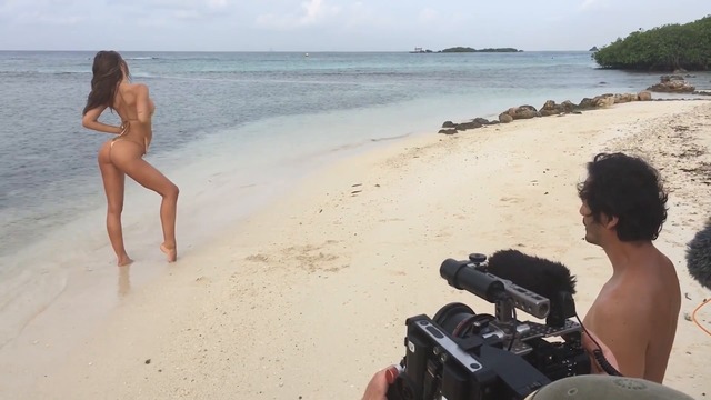 Alexis Ren's Hips Don't Lie Behind The Scenes Of Her Sexy SIS Debut - Sports Illustrated Swimsuit .MKV