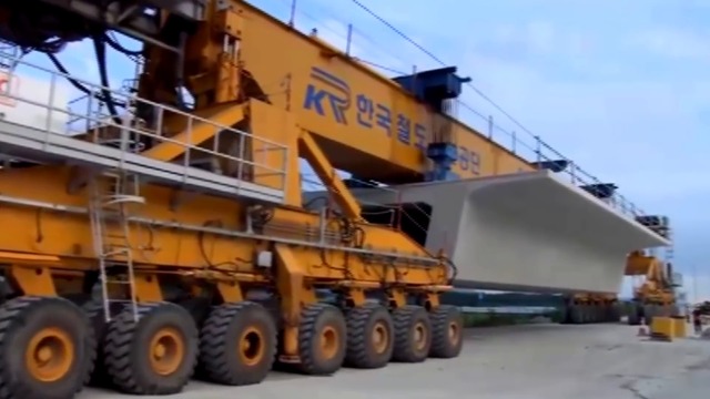 Необычное Строительство Моста.Нет больше слов, чтобы описать это должно быть вершиной пика