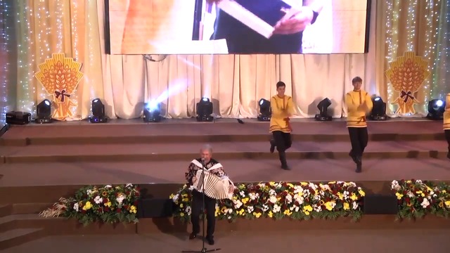 Валерий Сёмин   -   ГАРМОНЬ - ГАРМОШЕЧКА