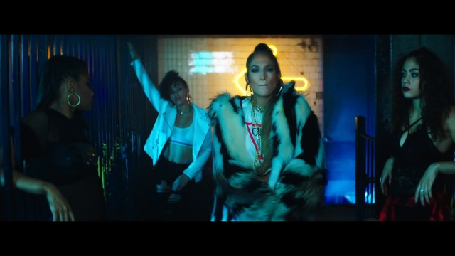 Jennifer Lopez ft. Wisin - Amor, Amor, Amor (Official Video) 2017
