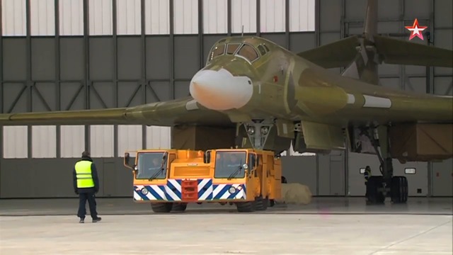 Редки кадри -новият Ту-160М2