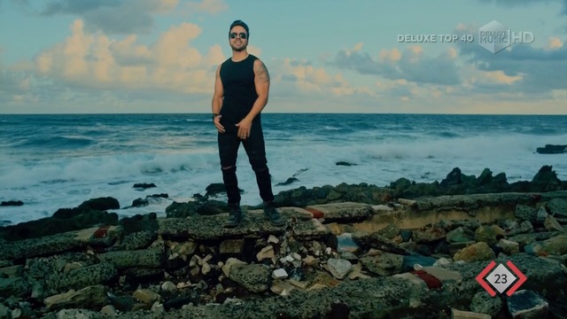 Luis Fonsi ft. Daddy Yankee - Despacito