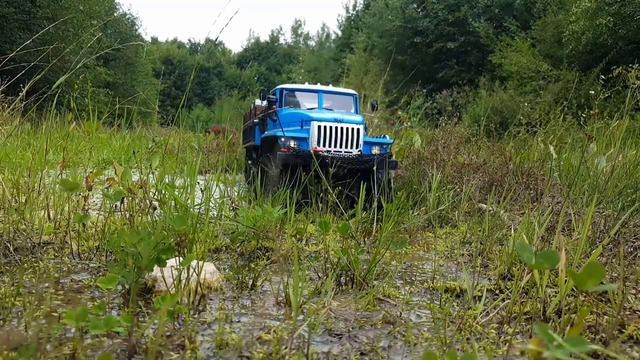 MAN und URAL im Steinbruch