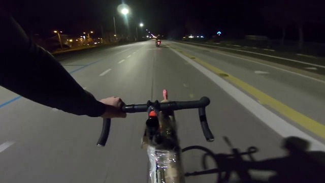 Не се заяждайте с колоездачите