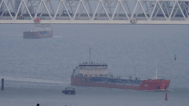 Крымский мост(06.01.2018)! Мост накануне РОЖДЕСТВА! Крайние кадры!