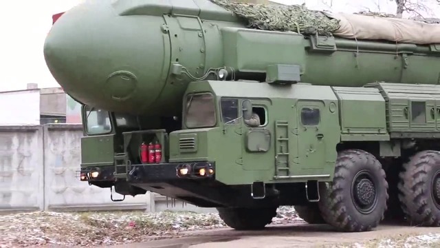 Россия! Оружие!