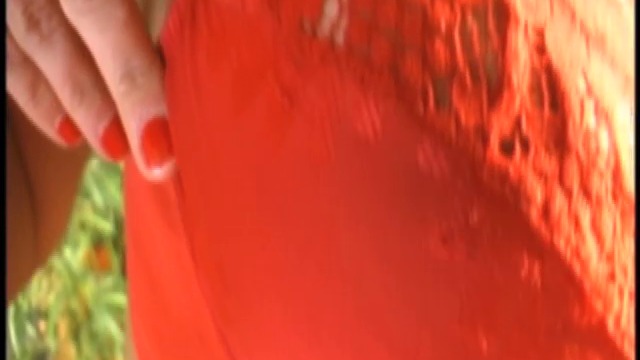 DM-V035-RedGarter