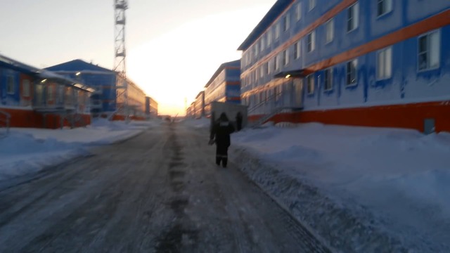 Сабетта :Городок рабочих условия проживания.