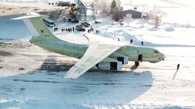 Первый полет топливозаправщика Ил-78М-90А