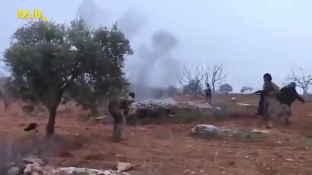 РУСКИ ПИЛОТ СЕ ВЗРИВИ С ГРАНАТА ПРЕДИ ДА ГО ХВАНАТ ИСЛЯМИСТИТЕ В СИРИЯ