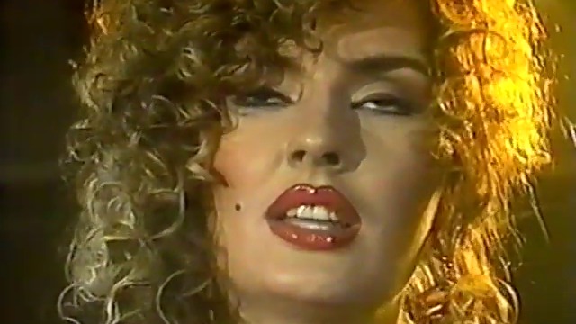 Sneki - Drugu ljubis pa ti zao nije - (Official Video 1993).MP4