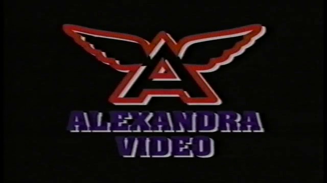 Отваряне на Всички обичат Мики на Александра видео 2004 VHS (1)