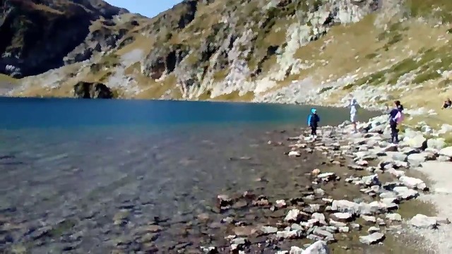 21554722_116334289056652_3585593446372474880_n