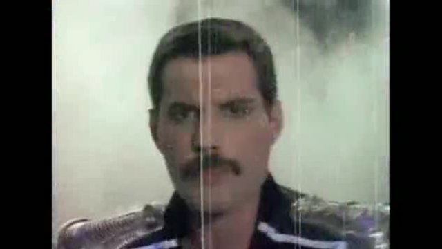 Freddie Mercury - Living on my own