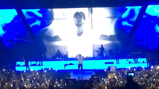 Енрике Иглесиас взриви зала Арена Армеец – Целия Концерт 2018 Част 2