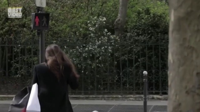 НОВИ СВЕТОФАРИ -КОГАТО ПРЕСИЧАШ НА ЧЕРВЕНО ВЪВ ФРАНЦИЯ