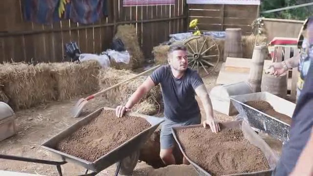 Горан и фермерите E16