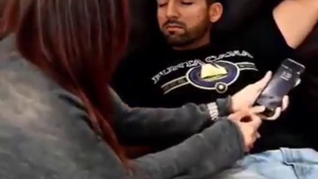 По умен от жената