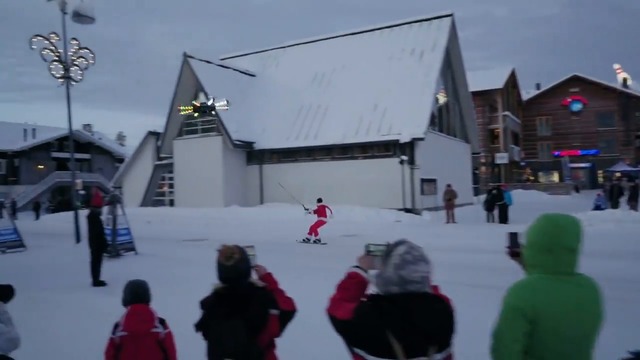 Дядо Коледа в 21 век теглен от дрон - Santa Claus in 21 century with drone - YouTube.MP4